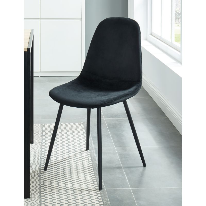 Set di 4 sedie LENA in velluto nero con gambe in metallo nero