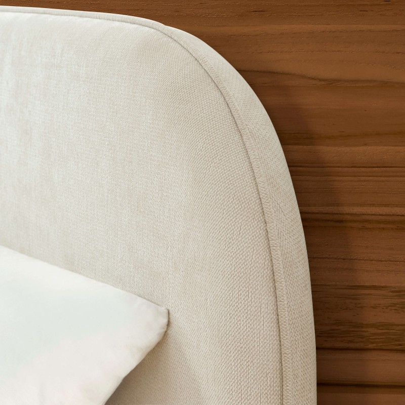 Lit coffre PILKA 140x190 tissu chenille beige sommier inclus Lit coffre PILKA 140x190 tissu chenille beige sommier inclus