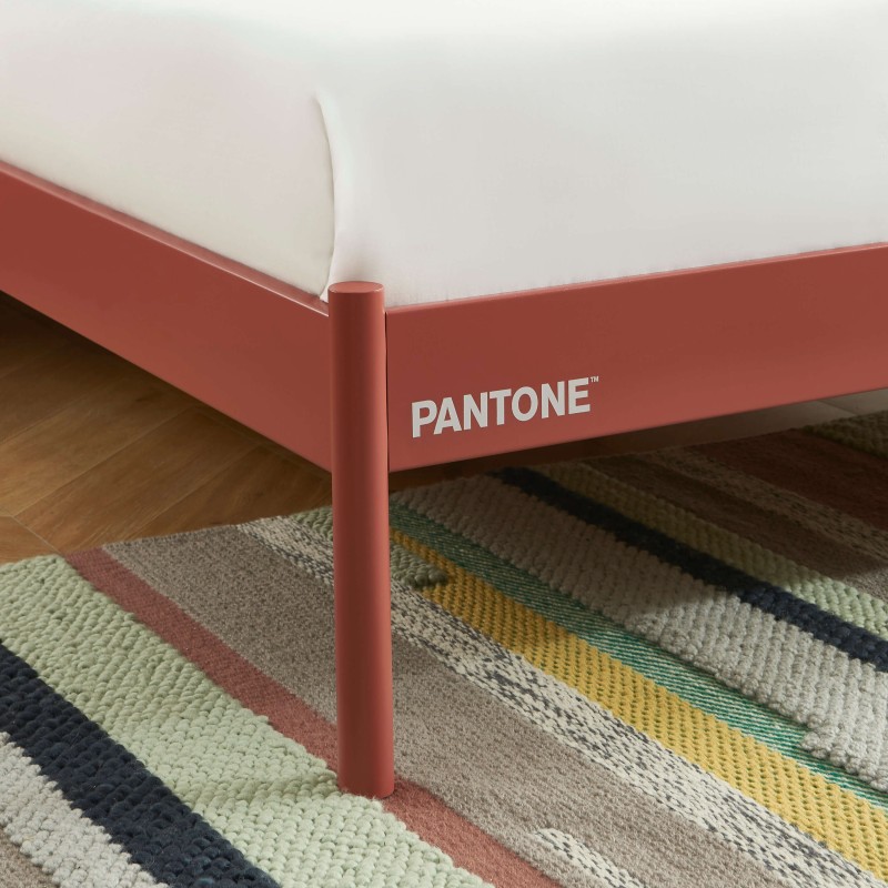 Letto PANTONE 140x190 in metallo terracotta con rete inclusa