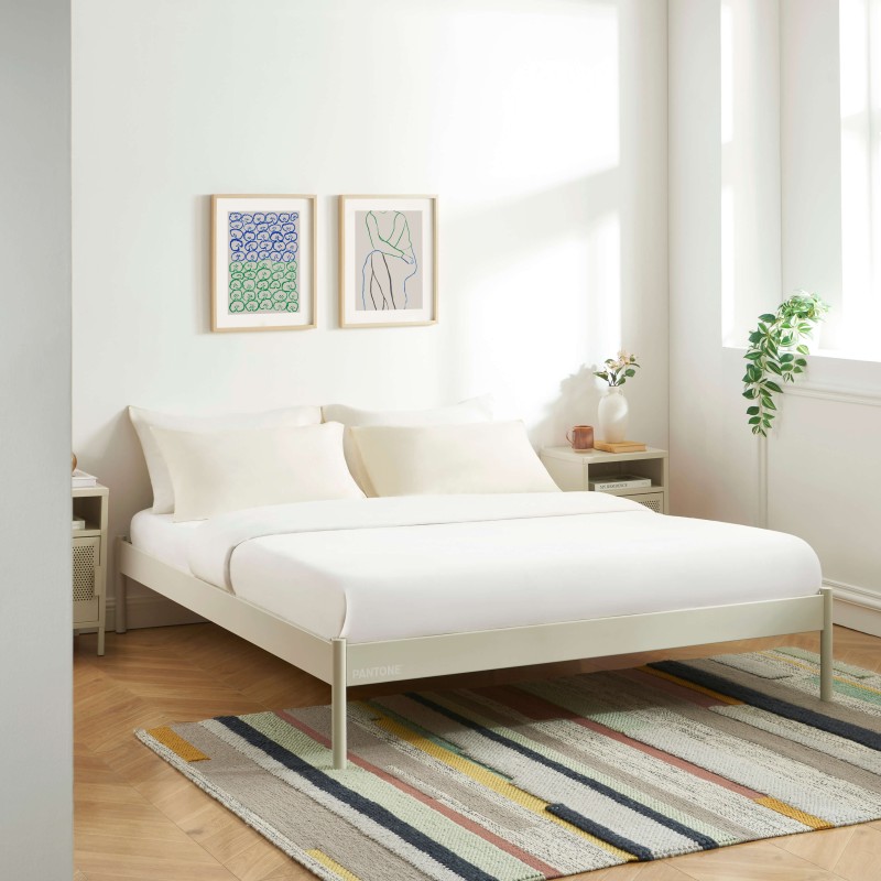 Letto PANTONE 160x200 in metallo color sabbia beige con rete inclusa