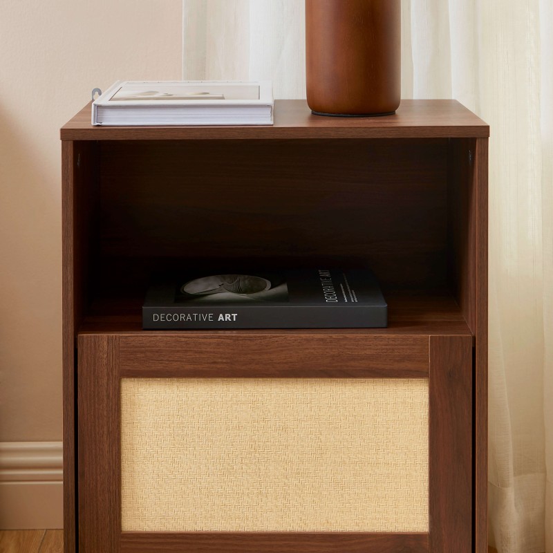 Nachttisch HARIA in Nussbaumoptik und Rattan