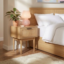 Set di 2 comodini AMANA, effetto rovere e canna di rattan 40 cm