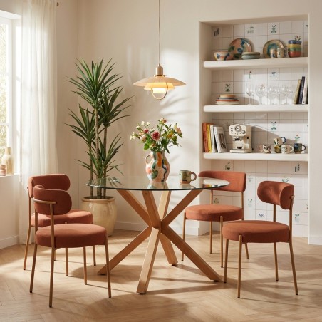 Set da pranzo composto da tavolo rotondo in vetro HARRY 120 cm e set di 4 sedie NOA in tessuto terracotta