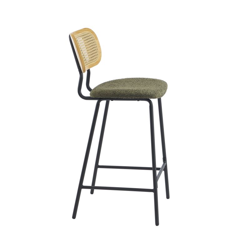 Set mit 2 Hockern TINA aus grünem Bouclé-Stoff und Rattan-Geflecht