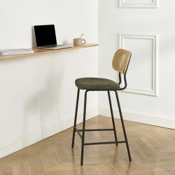 Set mit 2 Hockern TINA aus grünem Bouclé-Stoff und Rattan-Geflecht